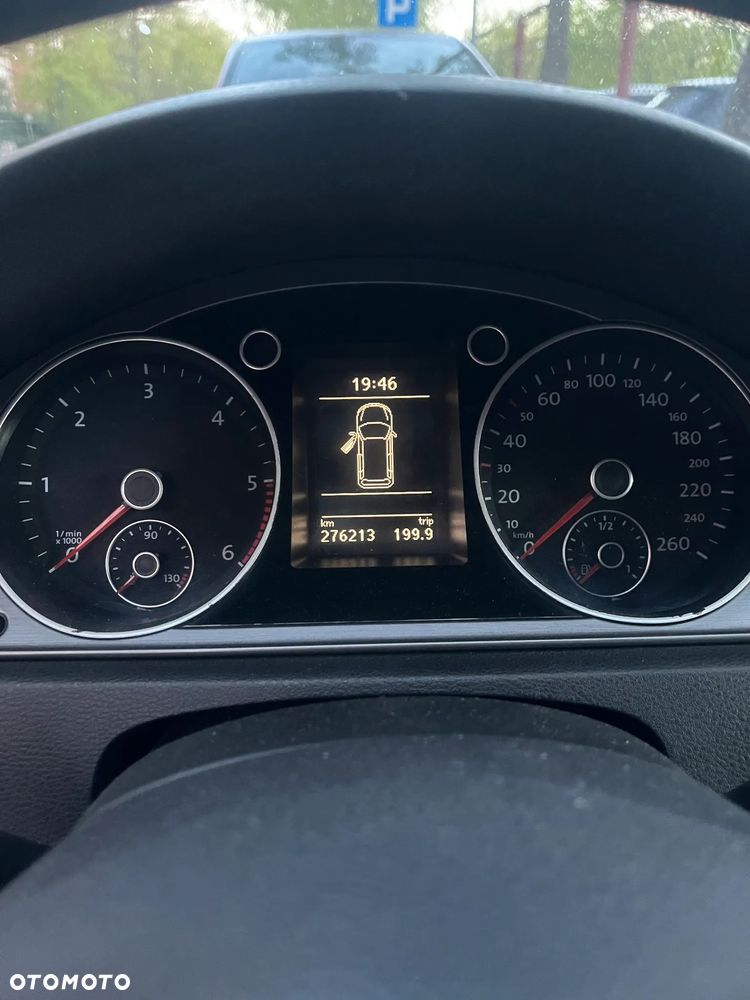 Volkswagen Passat 1.6 TDI Trendline - 6