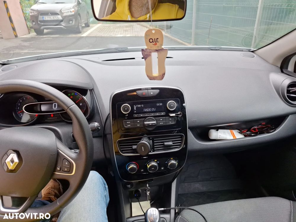 Renault Clio Estate 1.2 Life EVO - 12