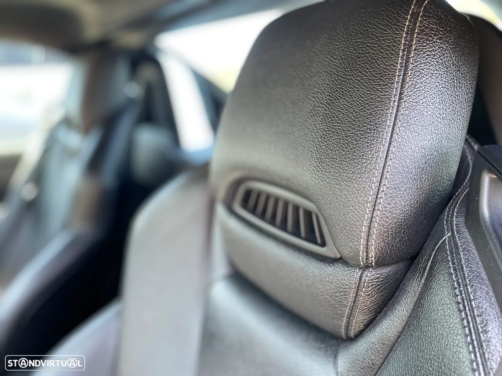 Mercedes-Benz SLK 200 (BlueEFFICIENCY) 7G-TRONIC — fotografia 22