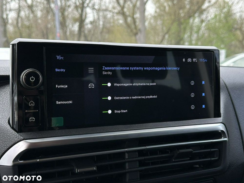 Peugeot Traveller - 32