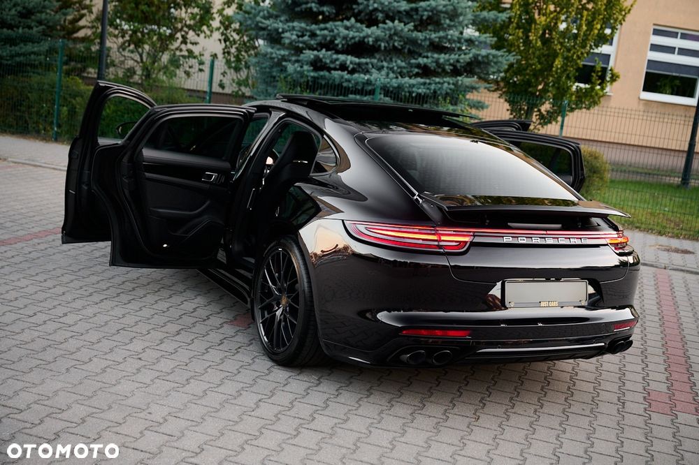 Porsche Panamera 4S - 18