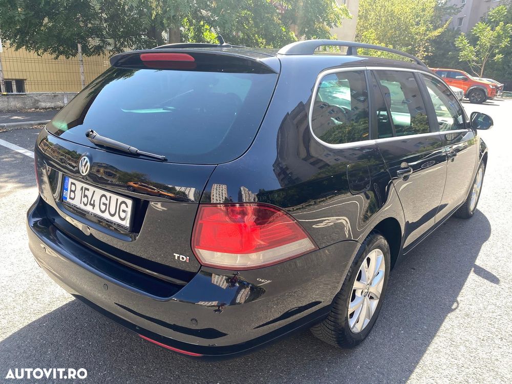 Volkswagen Golf - 2