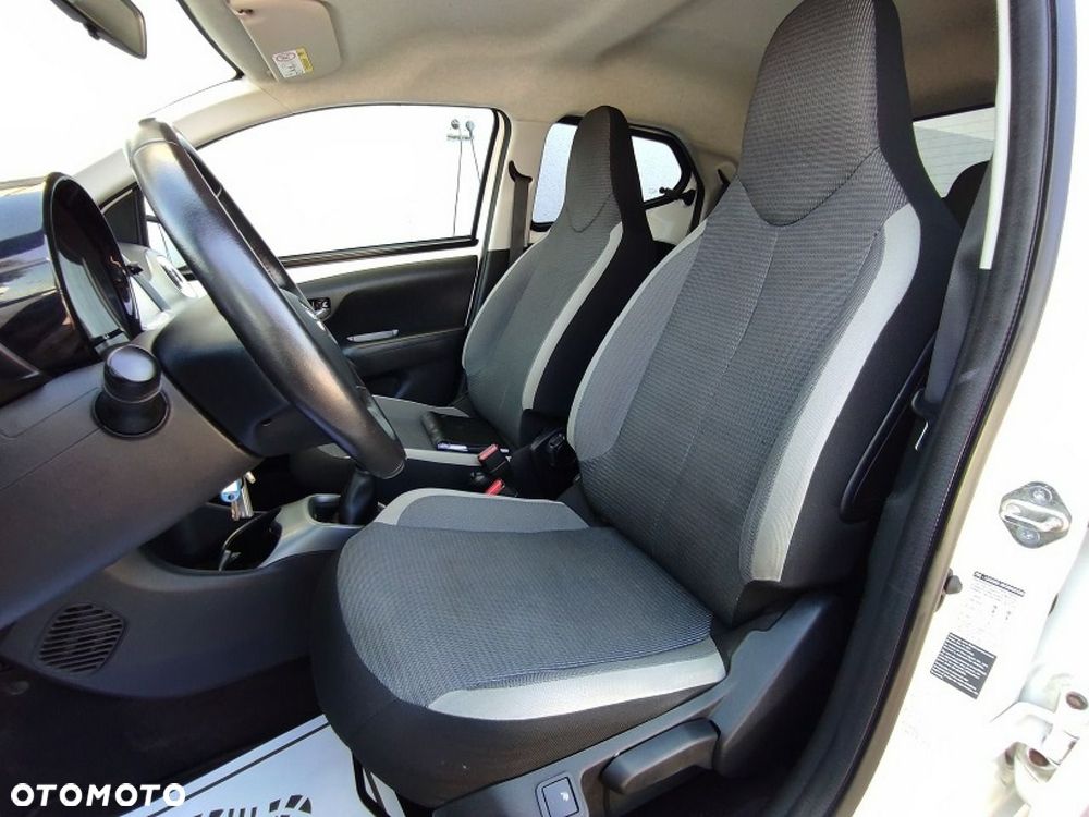 Toyota Aygo - 10