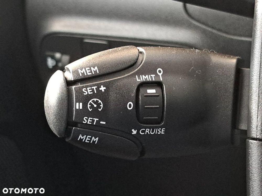 Citroën C3 1.2 PureTech Shine - 16