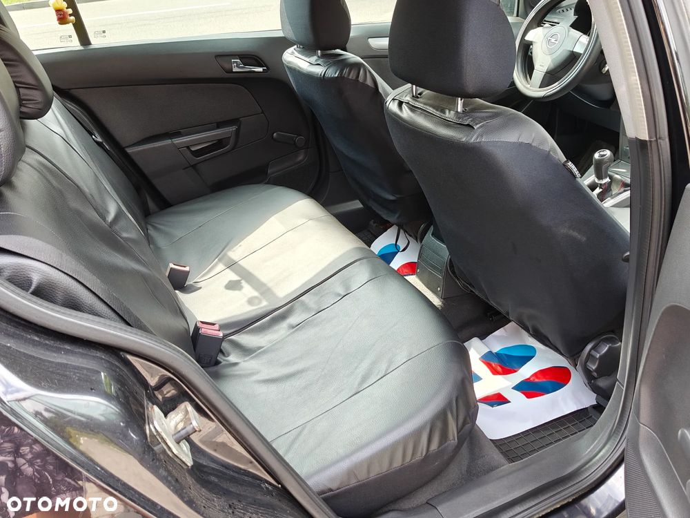 Opel Astra II 1.4 Club - 17