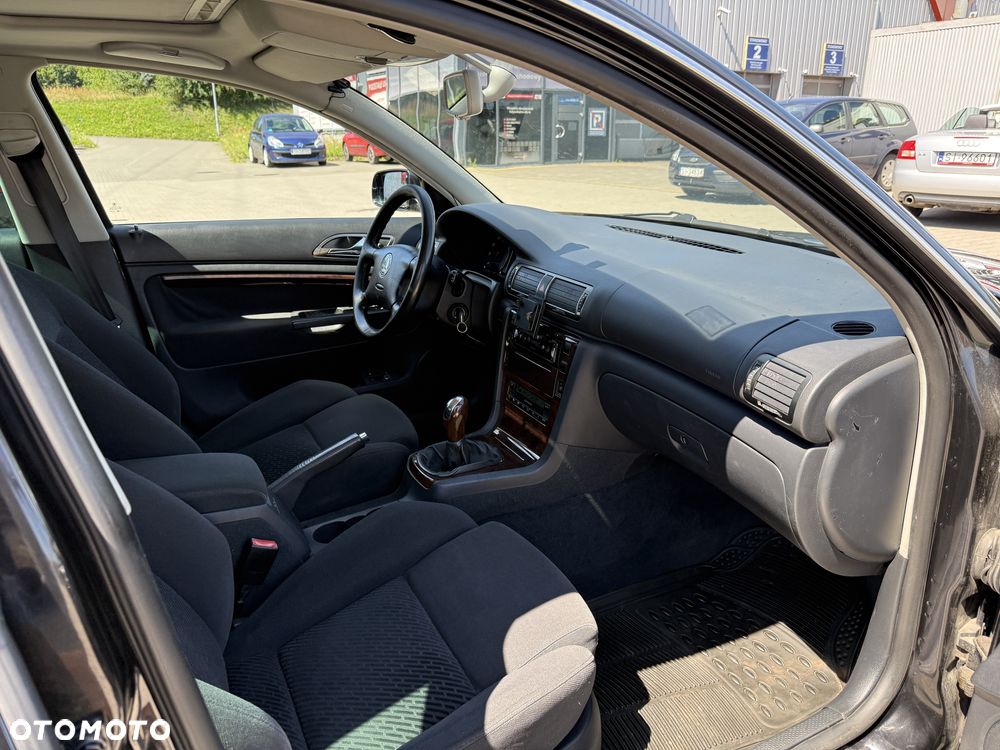 Skoda Superb 2.8 V6 Elegance - 29