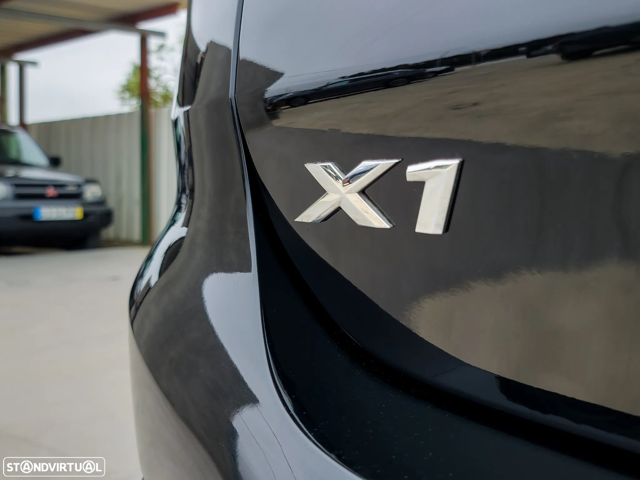 BMW X1 25 e xDrive Corporate Edition - 5