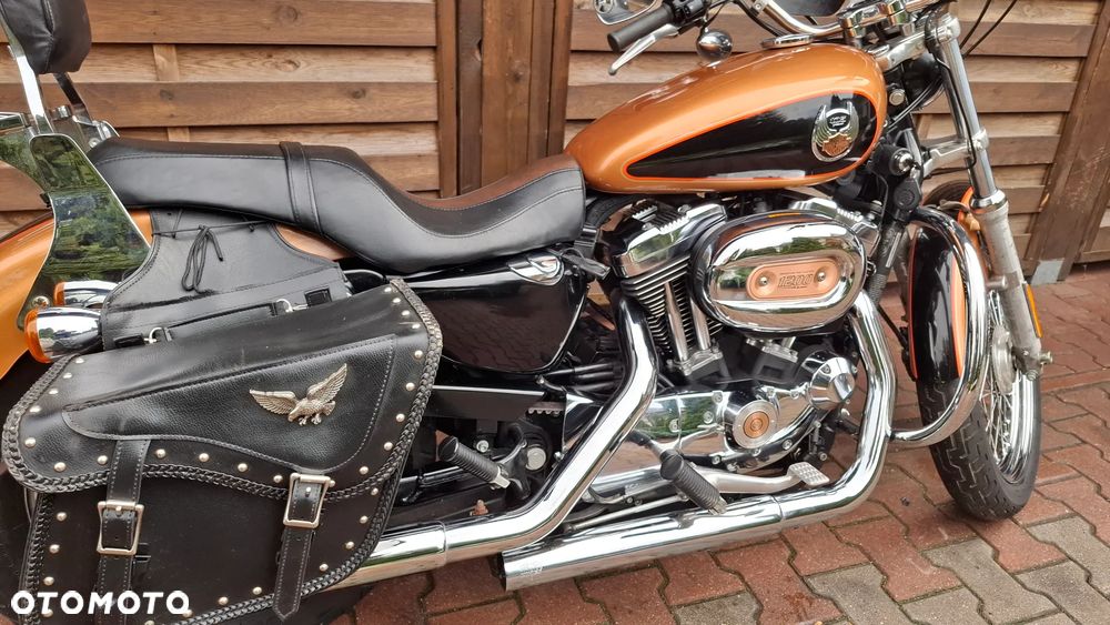 Harley-Davidson Sportster Custom 1200C - 17