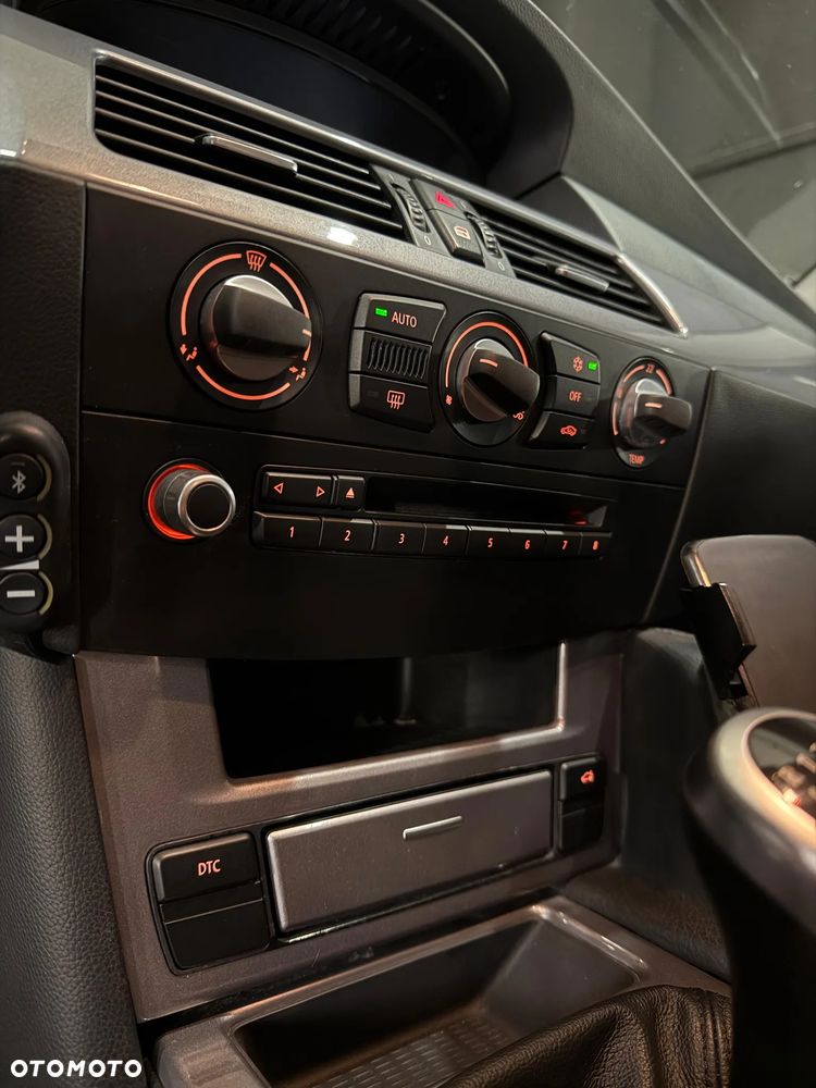 BMW Seria 5 520d - 13