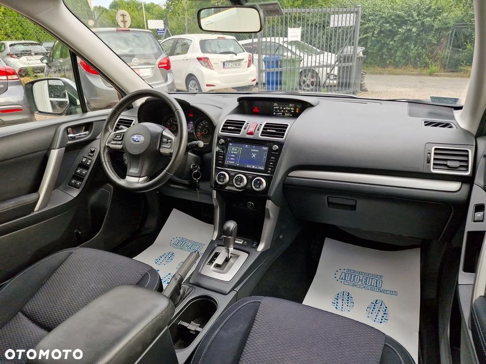 Subaru Forester 2.0i Exclusive Lineartronic - 22