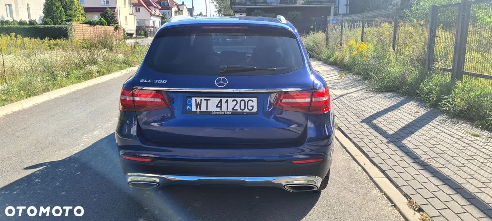 Mercedes-Benz Glc 2018 photo 5