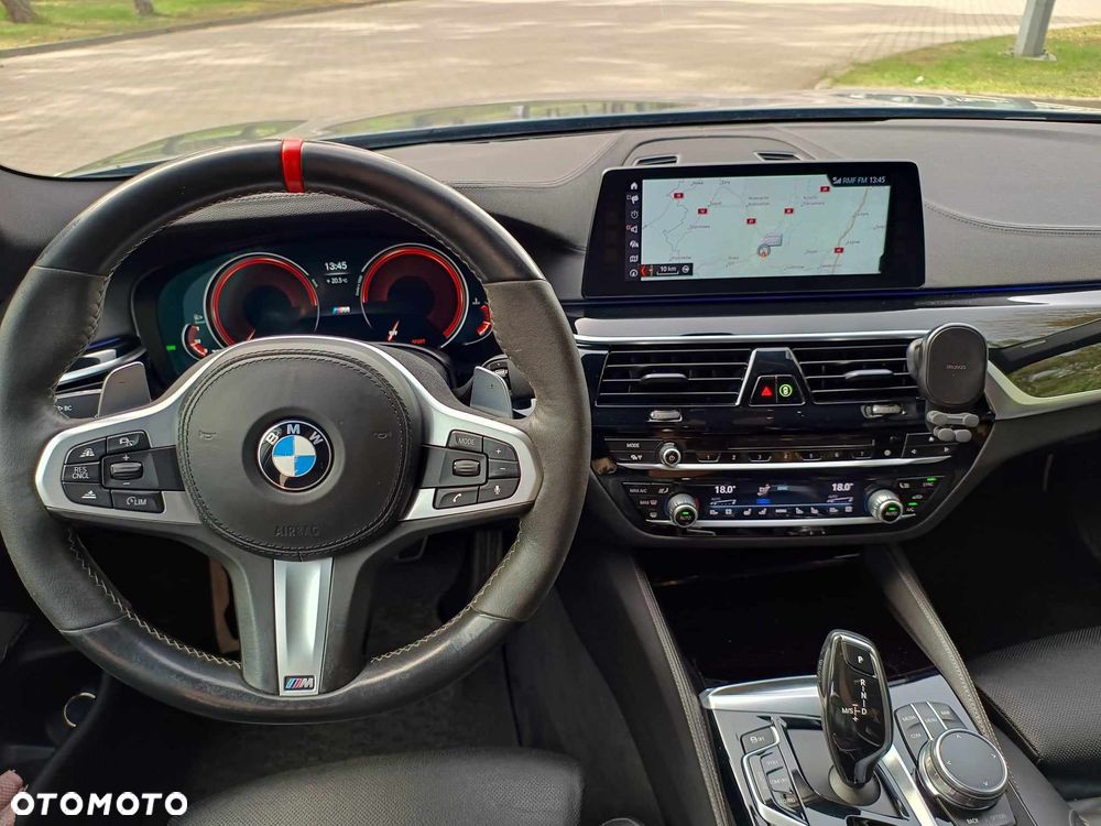 BMW Seria 5 530d xDrive M Sport sport - 5