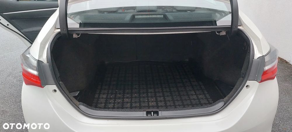 Toyota Corolla 1.6 Comfort - 7
