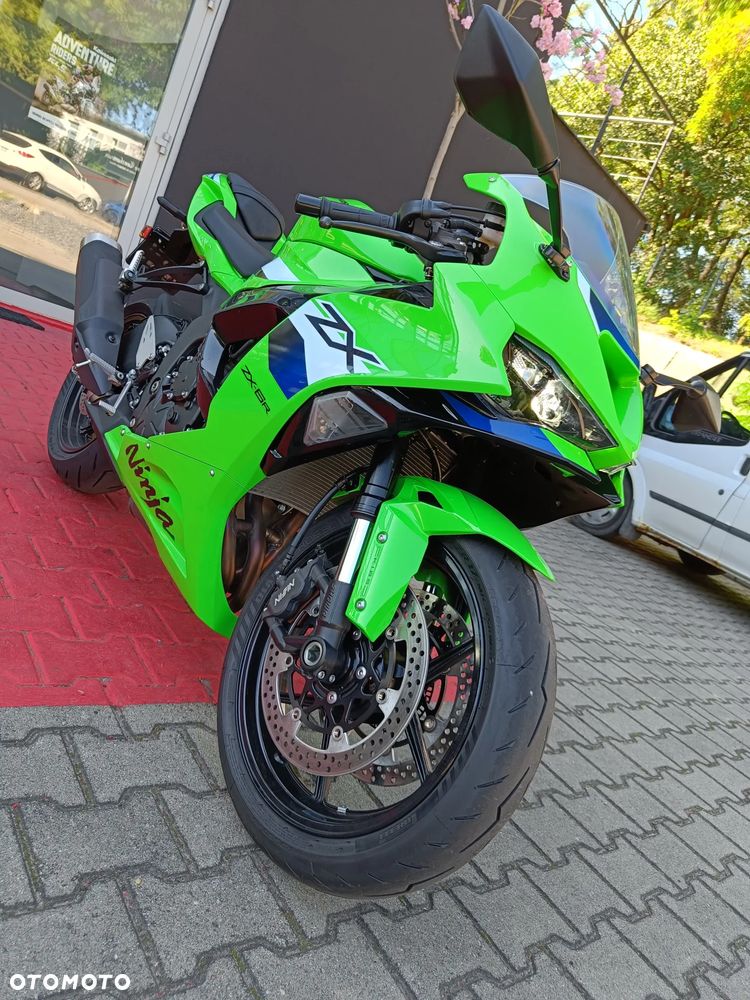 Kawasaki ZX - 16