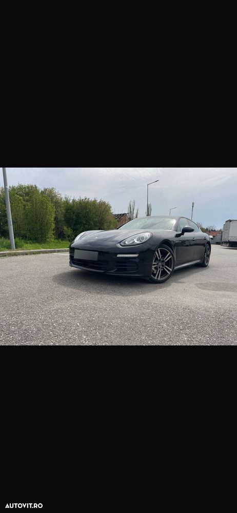 Porsche Panamera - 5