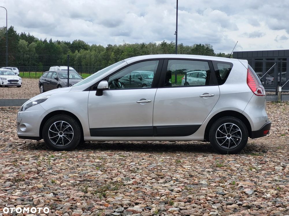 Renault Scenic 1.6 16V 110 Expression - 6