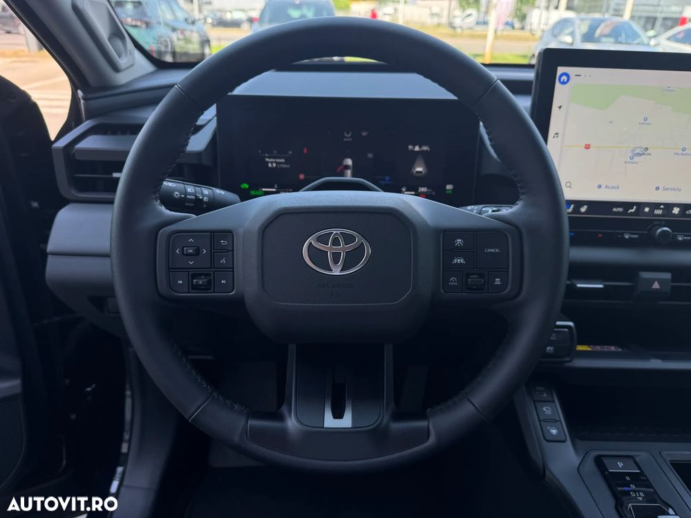 Toyota RAV4 - 8