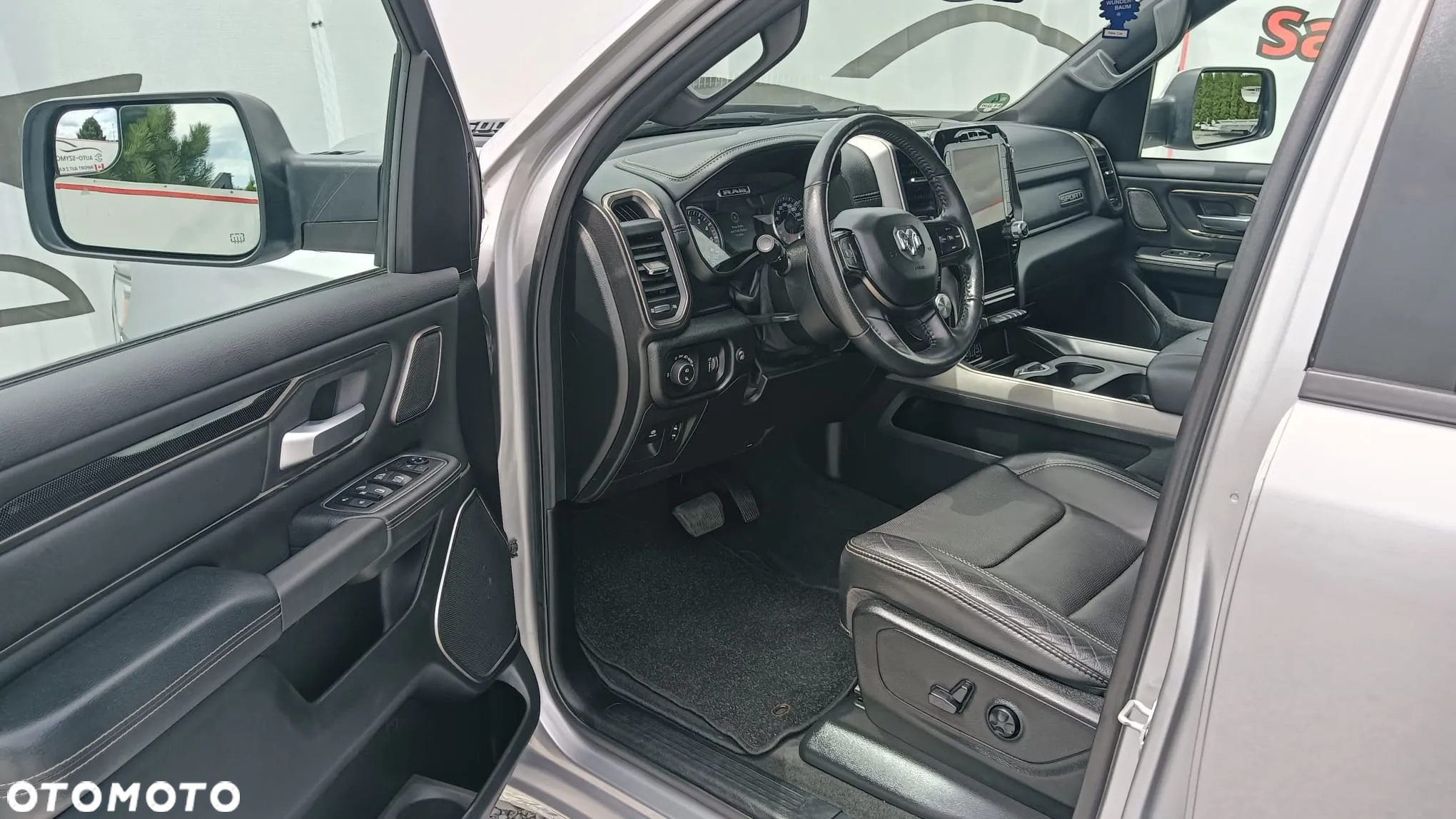 Dodge RAM 1500 5.7 4x4 - 28