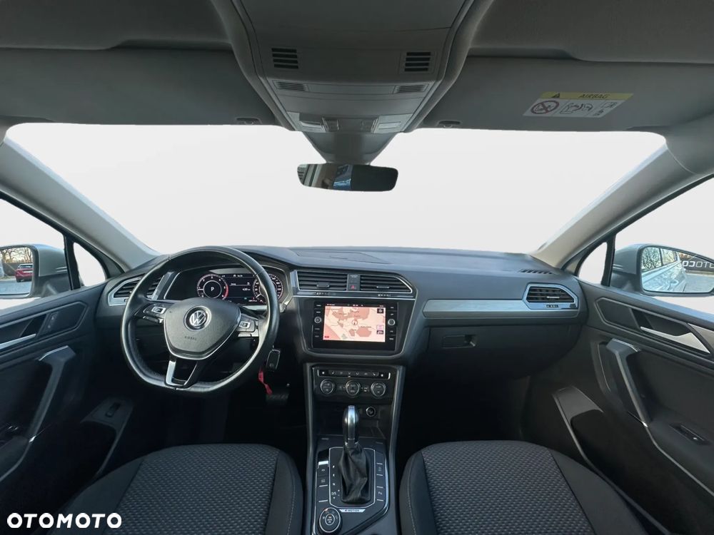 Volkswagen Tiguan Allspace 2.0 TDI 4Mot SCR Comfortline DSG - 9