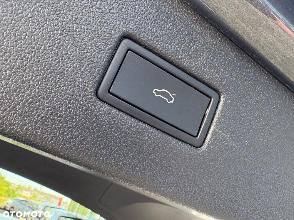 Volkswagen Tiguan Allspace - 22