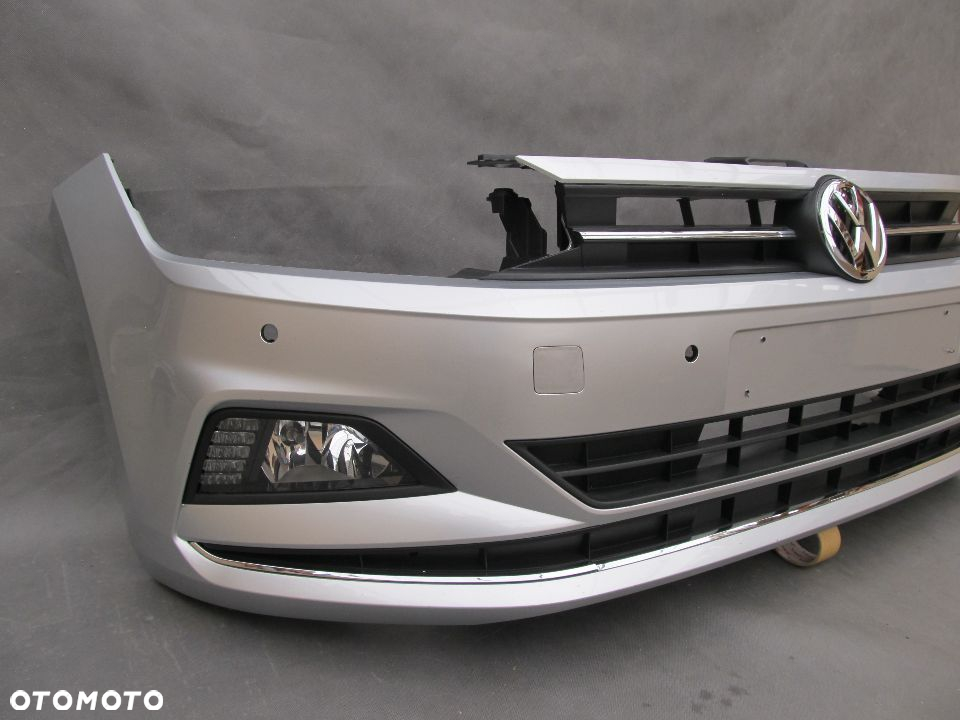 Zderzak przedni VW Polo 2G 17 - 22 Pdc-4  Lakier LA7W - 13