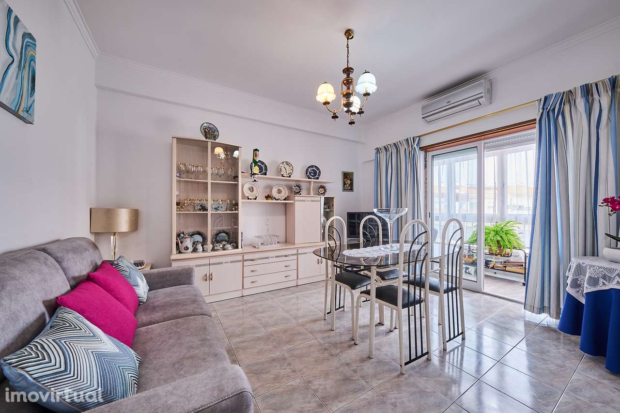 Apartamento com 3 quartos - Corroios - Grande imagem: 2/20