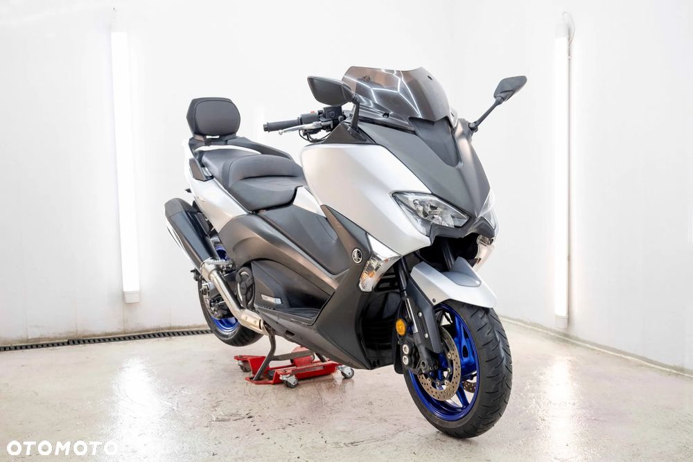 Yamaha Tmax - 4