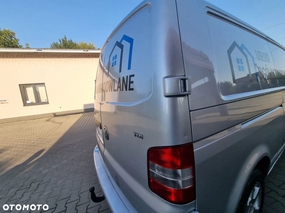 Volkswagen Transporter T5 - 5
