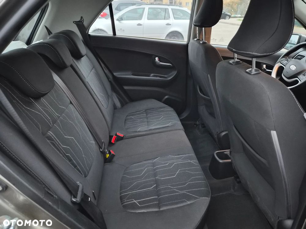 Kia Picanto 1.0 M - 8