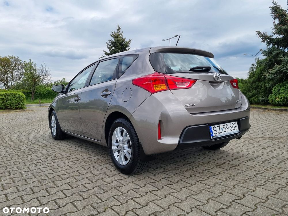 Toyota Auris 1.33 VVT-i Active - 9