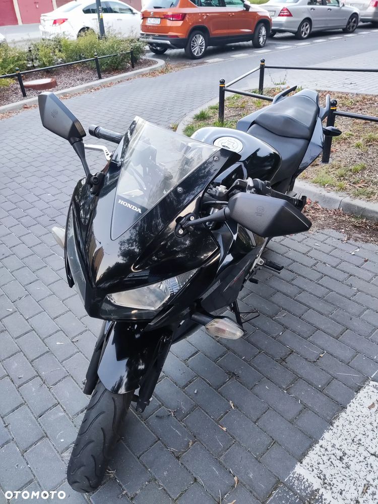 Honda CBR - 8