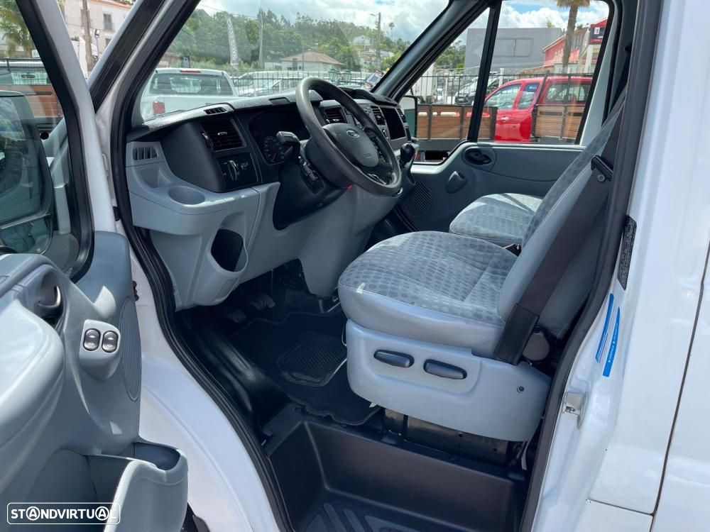 Ford Transit TRANSIT 2.4 TDCi RWD (140CV) - 11