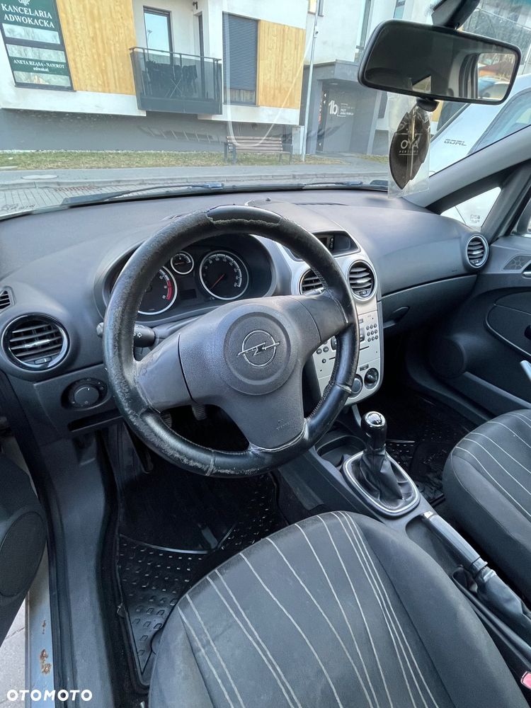 Opel Corsa 1.2 16V Enjoy - 2