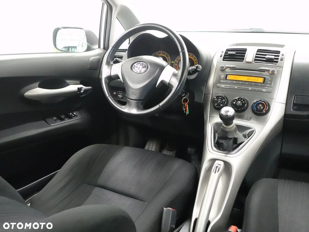 Toyota Auris 1.6 VVT-i Luna - 31