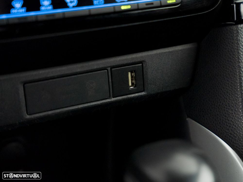 Toyota Yaris 1.5 HDF Comfort - 23