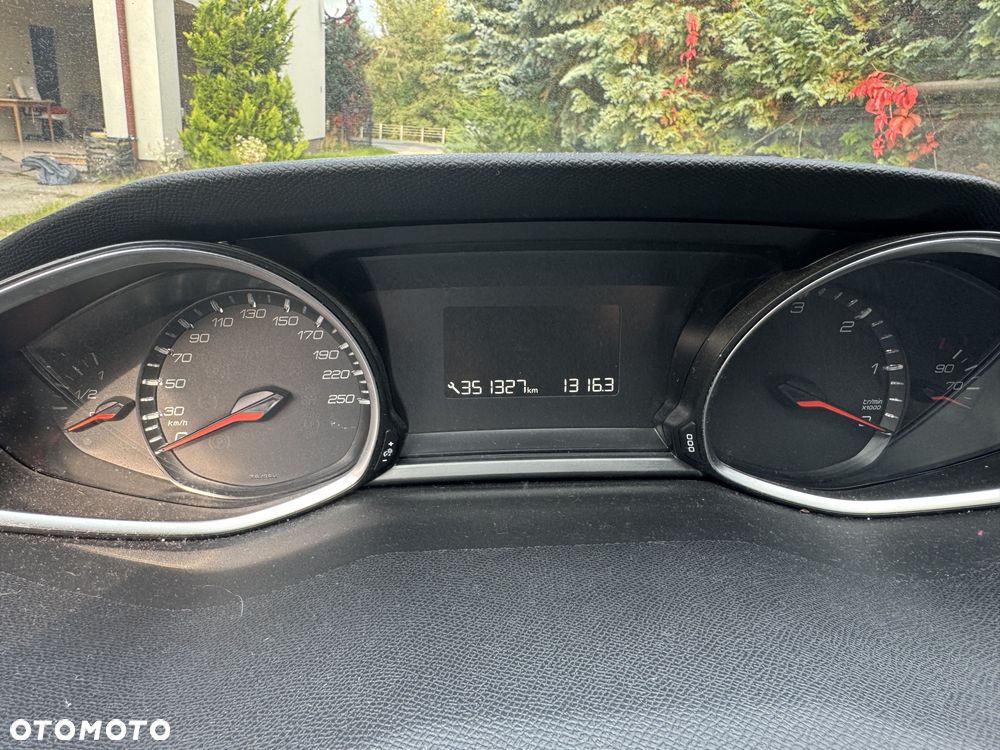 Peugeot 308 - 14