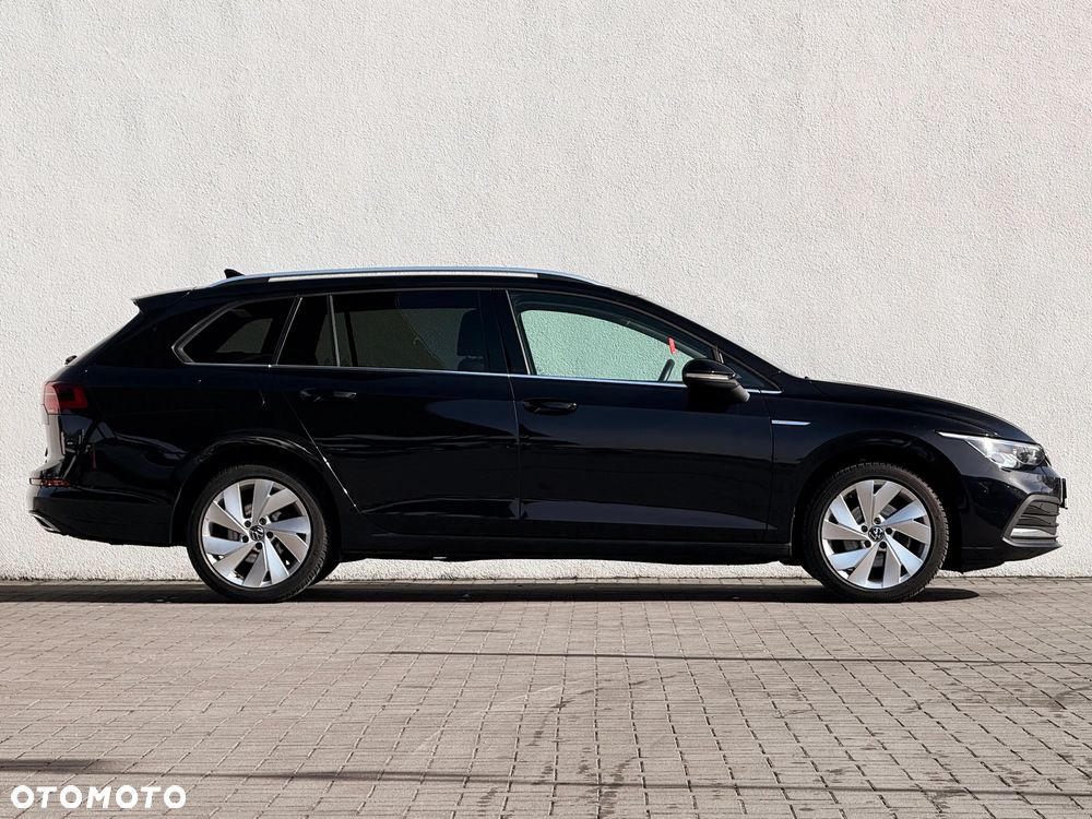 Volkswagen Golf 1.5 eTSI OPF DSG Style - 4