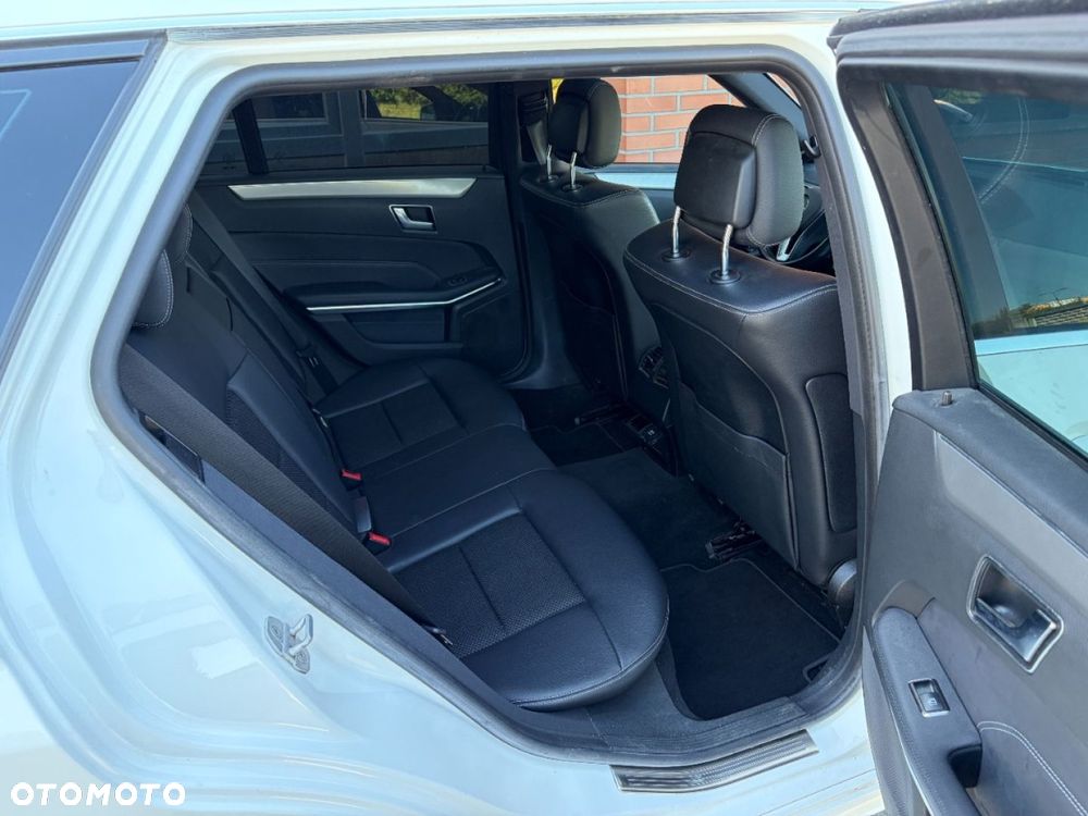 Mercedes-Benz Klasa E 250 CDI 7G-TRONIC Elegance - 15