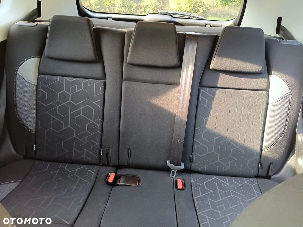 Peugeot 2008 PureTech 82 Style - 17