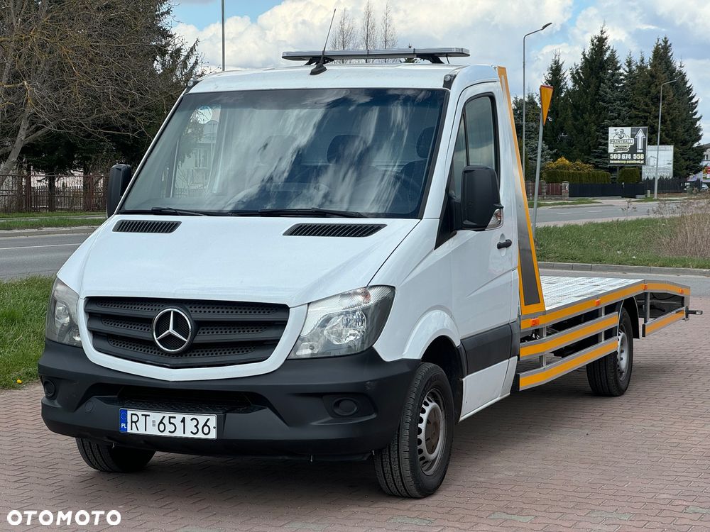 Mercedes-Benz Sprinter - 1