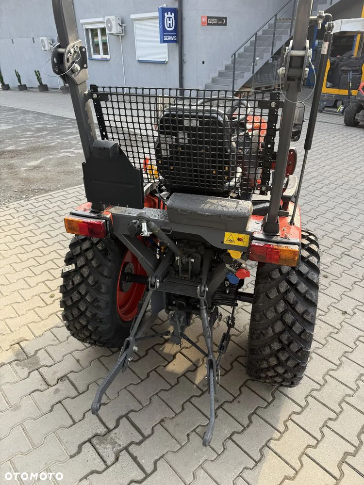 Kubota b2261 - 4