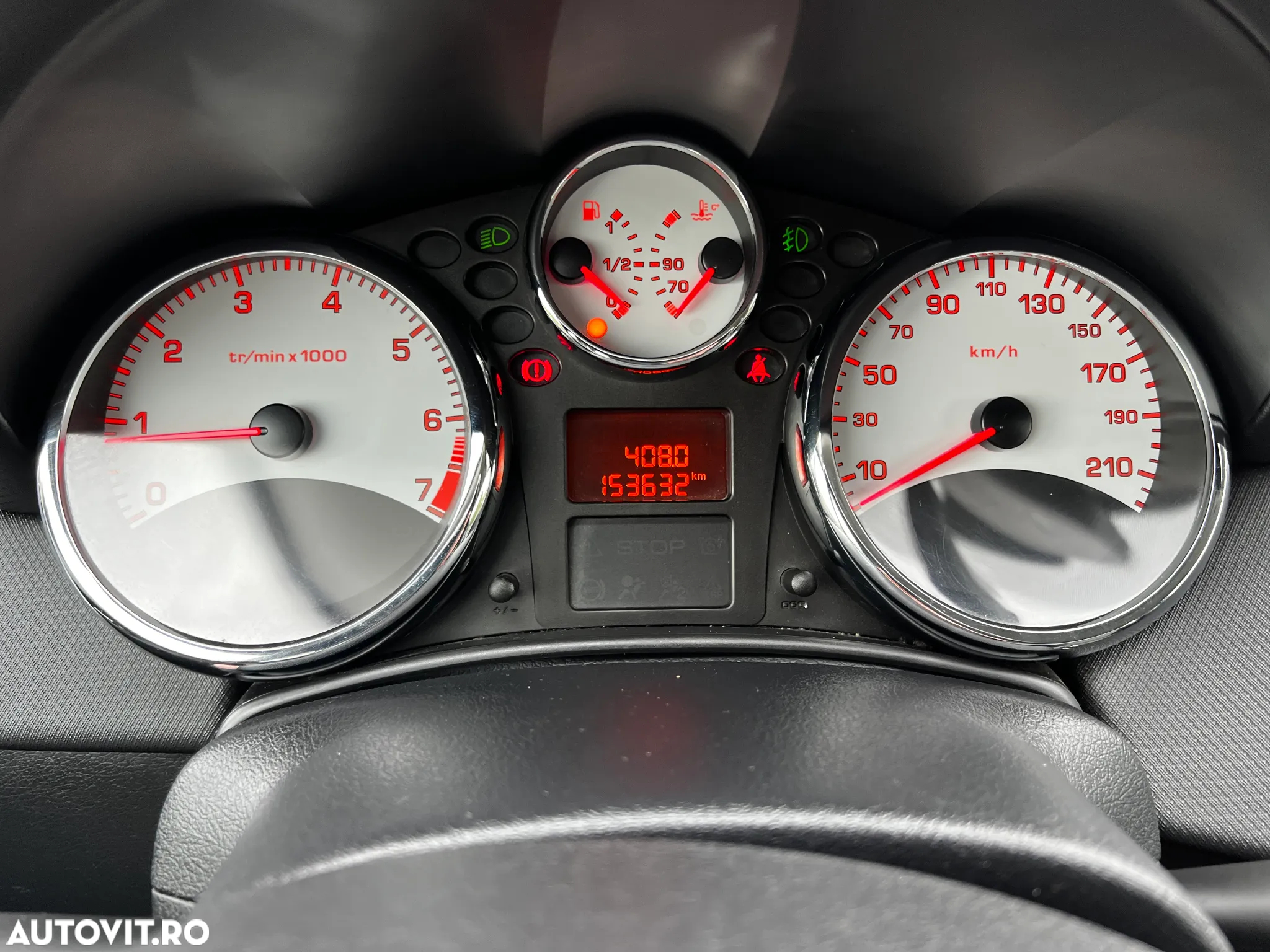 Peugeot 207 1.6E Sport - 22