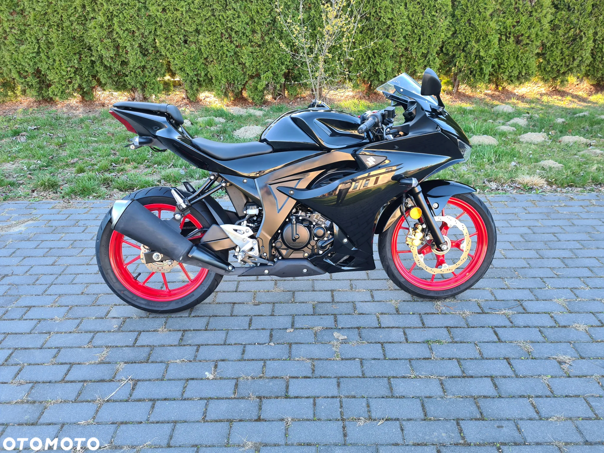 Suzuki GSX-R - 2