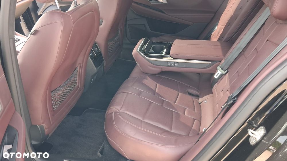 DS Automobiles DS 9 - 21