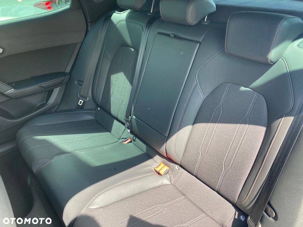 Cupra Formentor 1.5 eTSI mHEV DSG - 11