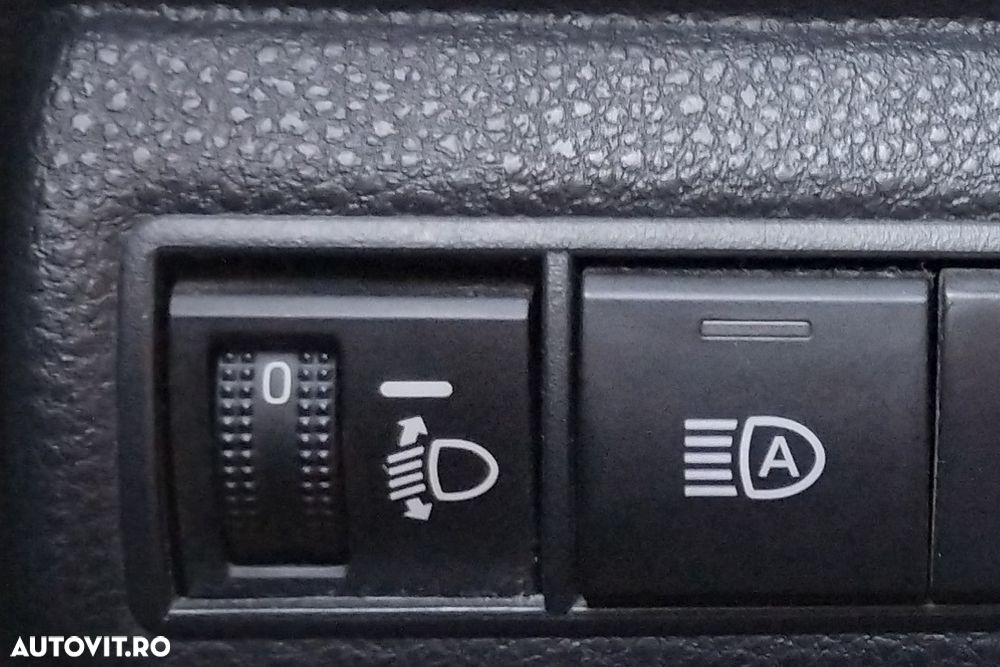 Toyota Corolla 1.6 Valvematic Sol - 23