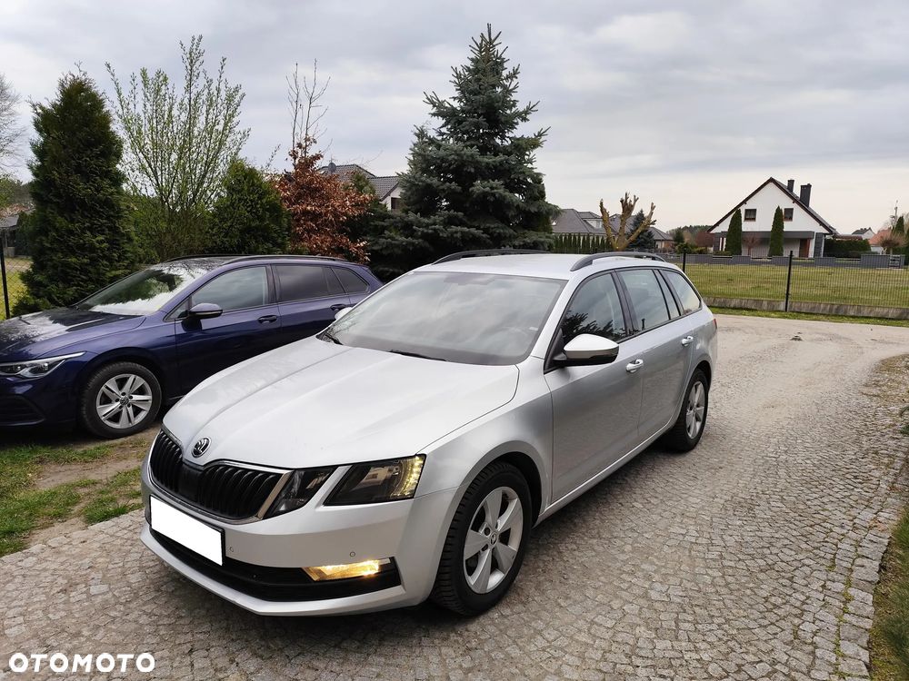 Skoda Octavia - 2