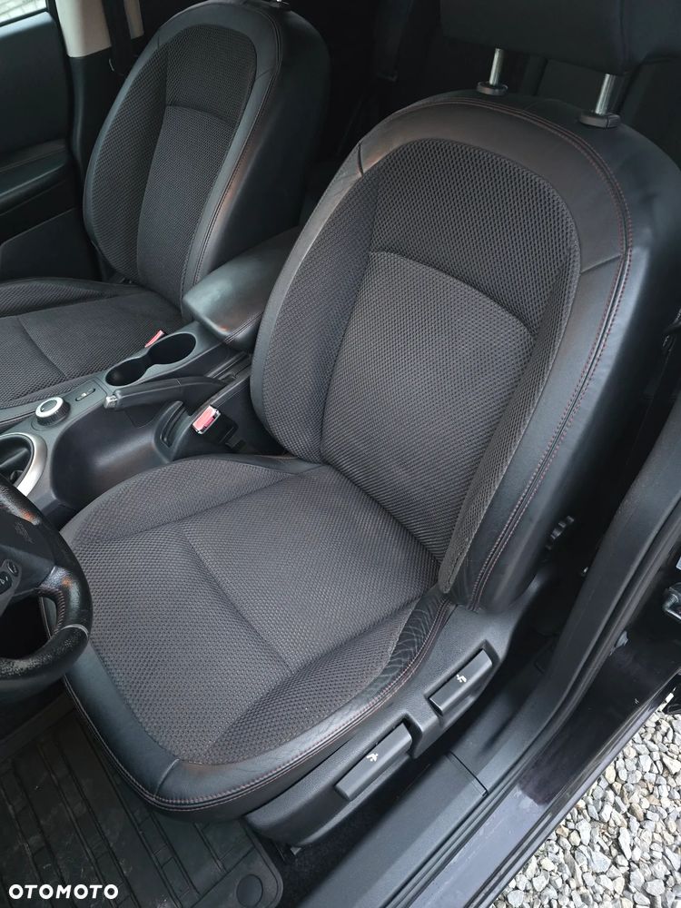 Nissan Qashqai 2.0 4x4 Acenta - 23