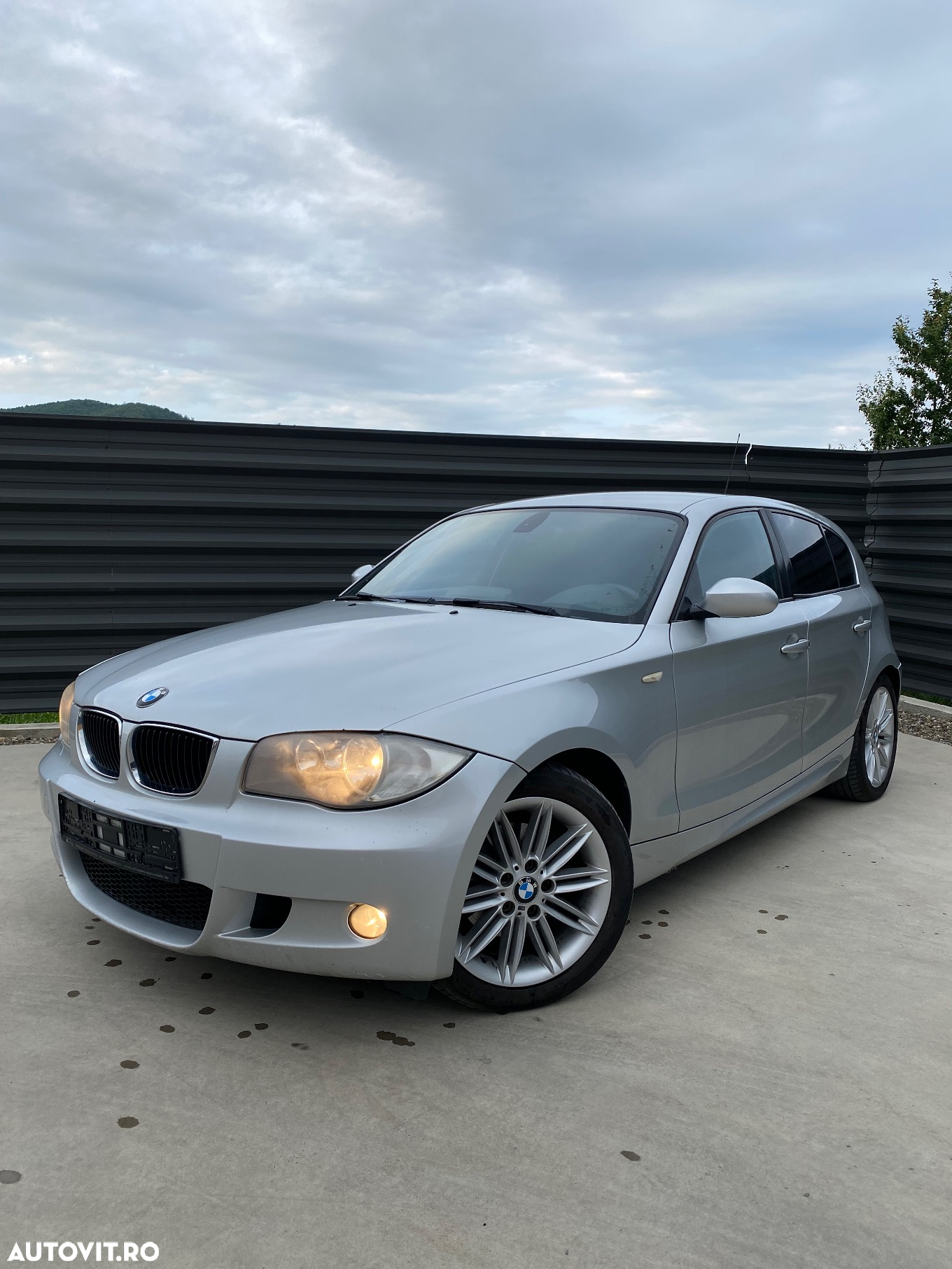BMW Seria 1 120d - 4