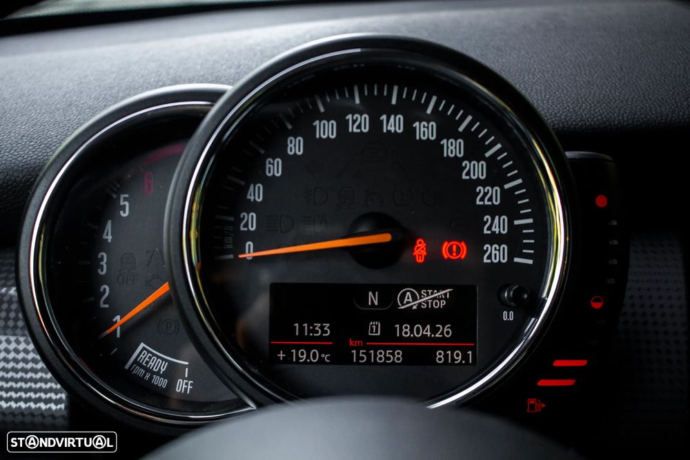 MINI 5 Portas Cooper D Seven Chili - 19